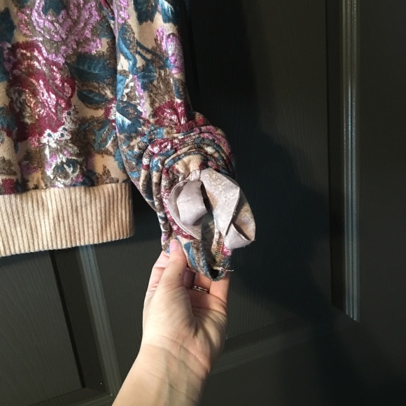 Floral Sweater - Picture 2 of 2